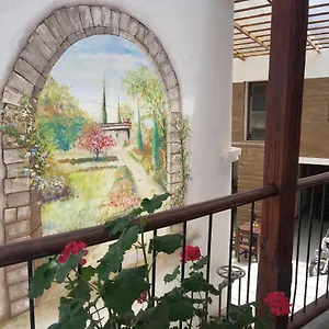 https://casa-francisco.hotelsquito.com